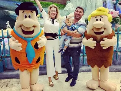 Синът на Антония Петрова с няколко партита за РД в Дубай (Снимки)