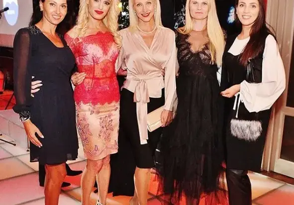 Тита преяжда със сладко