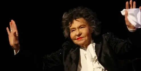 В памет на Стоянка Мутафова - свалят „Госпожа Стихийно бедствие” (Краят на култовото представление дойде)