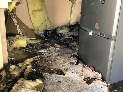 Взрив изпепели къщата на Кичка Бодурова (Снимки)