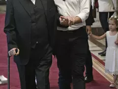 Честито! Внукът на Васил Михайлов се сгоди