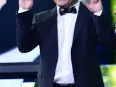 Рачков си купи къща в Еленския Балкан (Моли кмета да изгради път до нея)