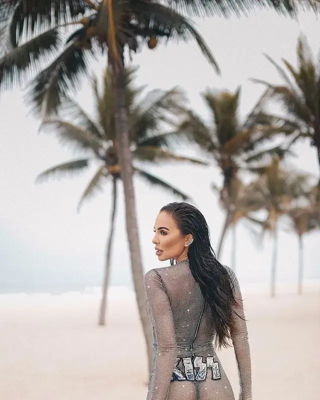 За 2020 Николета се зарече: Режа всички приятелки-предателки!