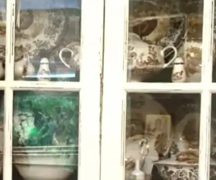 За да изкара някой лев, Теди Велинова дава съвети на богаташи как да си харчат парите