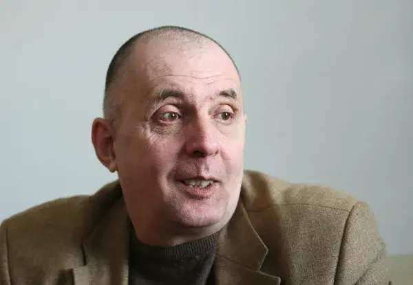 Зрител се жалва в СЕМ: Свалете Коритаров от ефир, докато не си оправи зъбите!