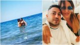 Глория с гаджето на Малдивите