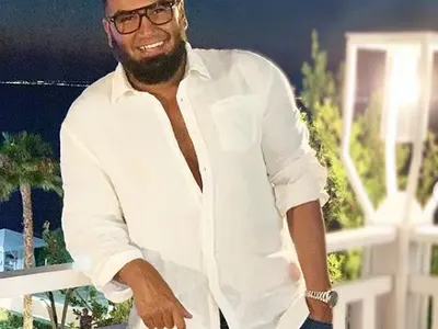 Азис иска Мадона и Мерил Стрийп