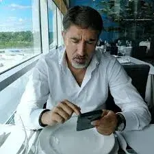 Башар Рахал отвори закусвалня до НДК