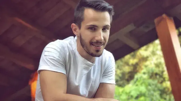 Бият любимата на Наум Шопов (Снимка)