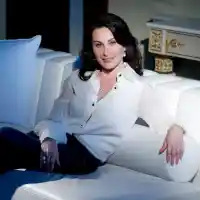 Дарина Павлова се изложи с неподходящ тоалет (Вижте по-долу СНИМКА с роклята)