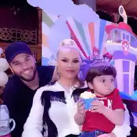 Деси Слава се хвали с мъжете си