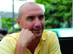 Емо Чолаков няма да напуска летището, ще работи и на терминала, и в Нова