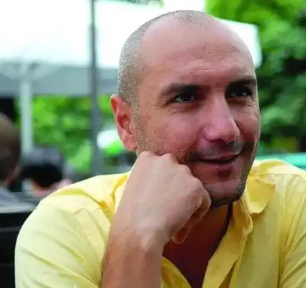 Емо Чолаков няма да напуска летището, ще работи и на терминала, и в Нова