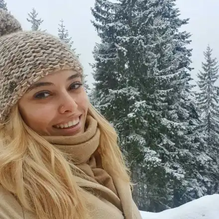 Ева Веселинова релаксира в Родопите