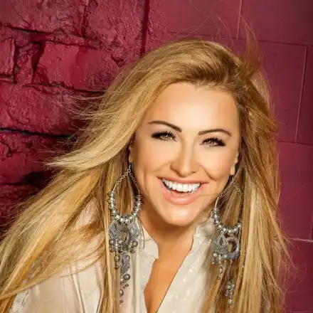 Фолкпевицата Рени: Няма да простя на бившия, той ме измами