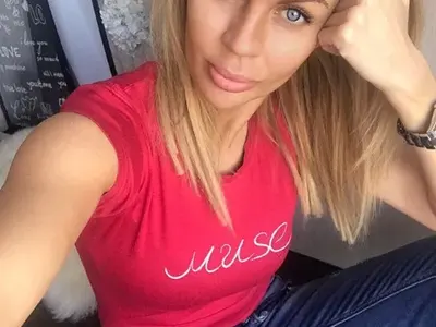 Галя от „Сатен“ стана заклета блондинка