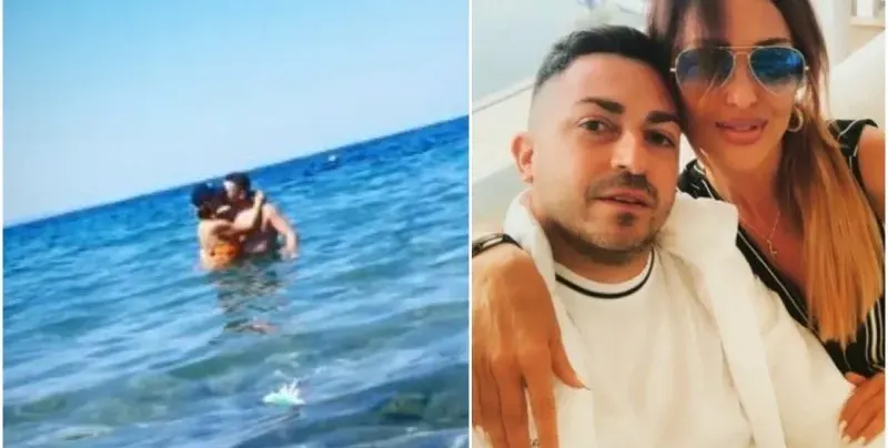Глория с гаджето на Малдивите