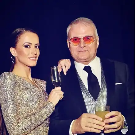 Христо Сираков заряза плеймейтките