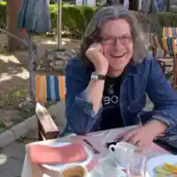 Иван Лечев приключи с таратайките, взе луксозен джип