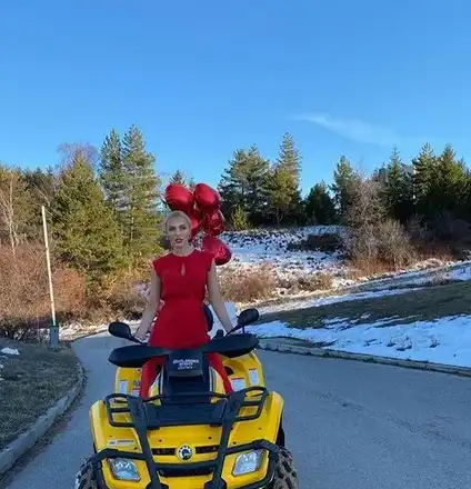 Жаси подкара АТВ на токчета