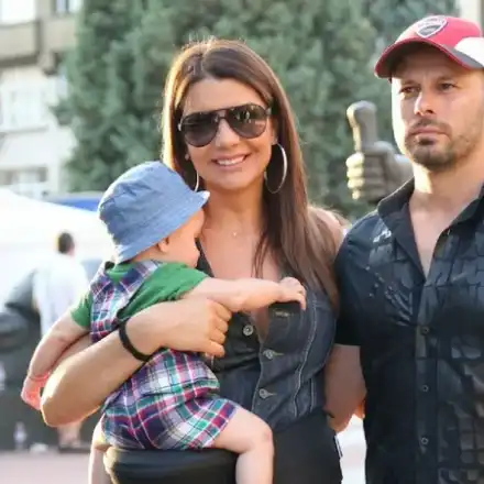 Кали продължава войната с бившия си Влади: Той не спира да ме обижда!