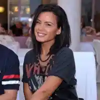 Криско изпрати жената при свекървата