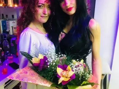 Лорд Евгени Минчев отсече: Преслава „разкрачена” между попфолка и Кан, Драго Чая флиртува с патето Яки и още + снимки