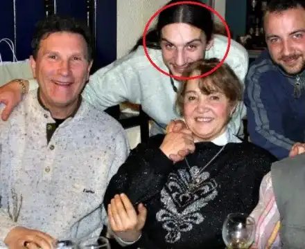 Лошите роднини на звездите: Братът на Маги Вълчанова уби майка им, синът на Чапа обира банки и още скандални изцепки…