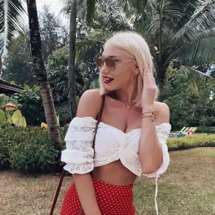 Малкото Коте на Божинов без гадже в Тайланд (Бояна Генова заряза годеника си?)