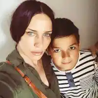 Мария Силвестър пропищя от проблеми със сина си