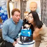 Мона Гочев пръсна хилядарка за бутиков рожден ден на сина си