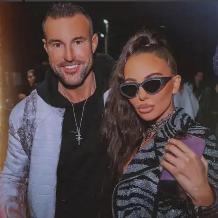 Ни Ло в плен на Филип Плейн