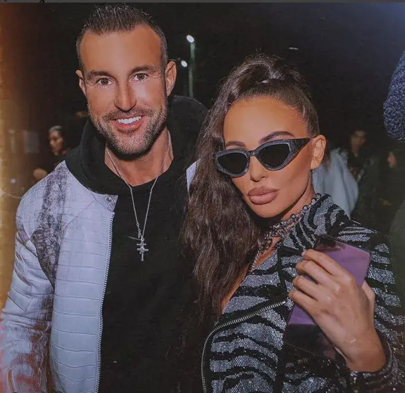 Ни Ло в плен на Филип Плейн