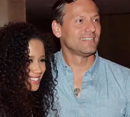 Орлин Павлов се гаджосал с мулатката в БНТ