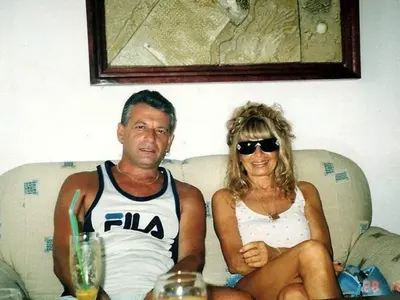 Поет на Лили Иванова възпя малкия член в стихотворение