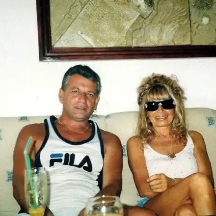 Поет на Лили Иванова възпя малкия член в стихотворение