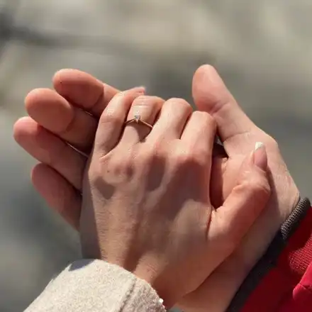 Поли Гергушева се сгоди за бизнесмен