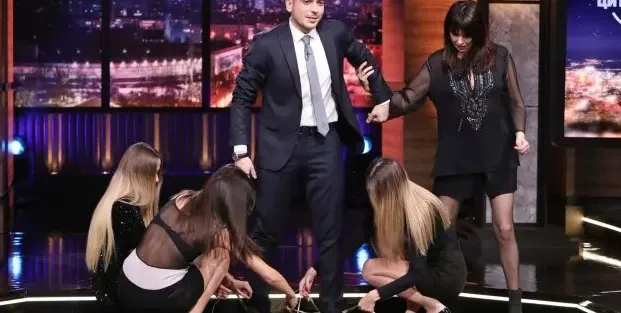 Пошло! Жени Калканджиева се отърка здраво в Цитиридис, осигури му цял харем (Брутално фото)