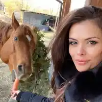 Преслава яхна кон