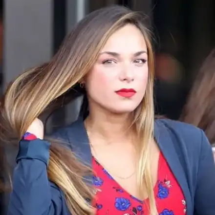 Рая Пеева пазарува дрехи втора употреба (Гаджето на Явор Бахаров не обича да харчи за тоалети)