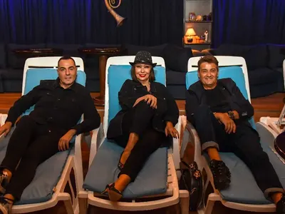 \"Ритон\" и Драго мъдрят нови песни на гофретено парти