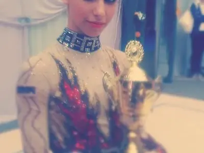 Секси гимнастичка конкурира Натали Трифонова (Снимки)