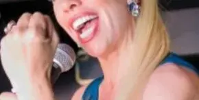 Шоуто става адско! И Луна влиза в Капките