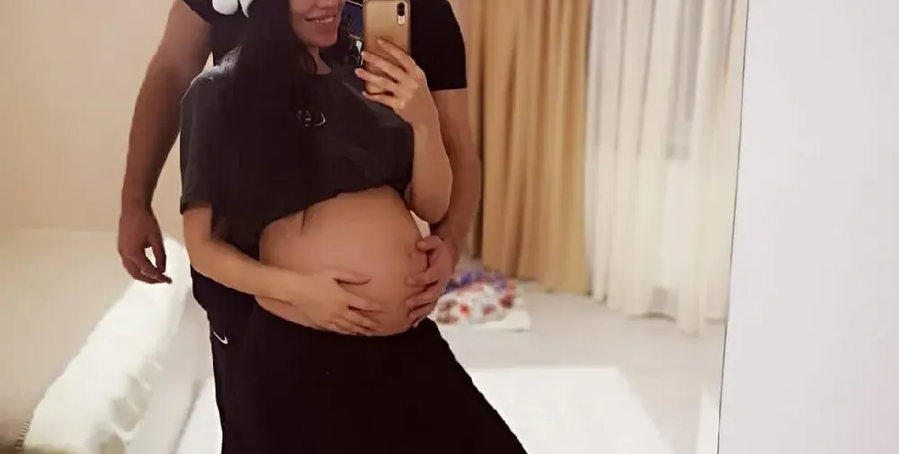 Щерката на Илиана Раева се омъжи тайно (Вижте венчалната халка в галерия)