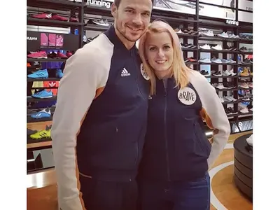 Синовете на Ивайло Захариев харесват новата му (Малчуганите прекараха Коледа с татко си и Станислава)