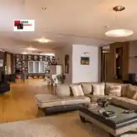 Слави пак продава дома си, иска 4 милиона, а стол в банята разкрива за... (Уникални снимки)