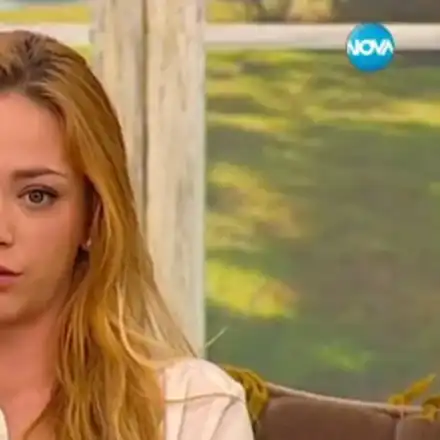 Снежана Макавеева на логопед (Актрисата оправя изговора си)