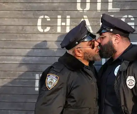 Световна слава търсят родните чалгари, пропяха на английски, но не им се получава! (Вижте кой как се изложи)