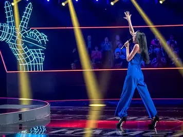 Уникално изпълнение на Азис  на старта на „Гласът на България“!
