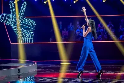 Уникално изпълнение на Азис  на старта на „Гласът на България“!